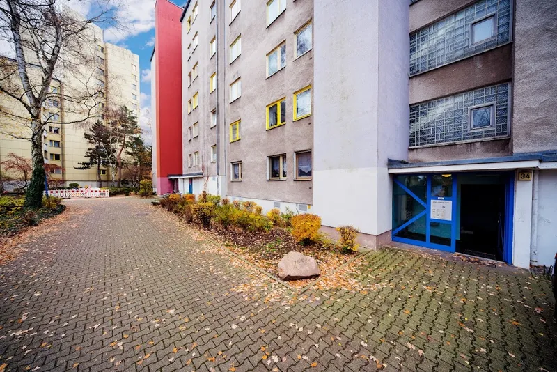 Singlewohnung! Einkommensgrenzen bitte beachten! — photo 1